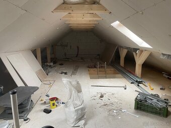 Dom 8km od okresného mesta - 15