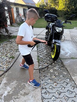 Yamaha MT 09 (2016) - 15