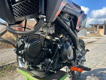 Predám čisto nový nejazdený Pitbike ASIX XB68 140CM3 + El. š - 15