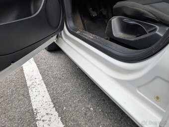 SEAT Leon facelift 2009 180tis nová TK - 15