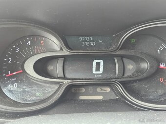 RENAULT TRAFIC  97.700 km - 15