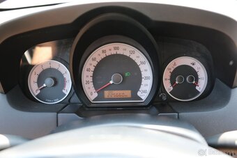 Kia CEED 1,4 CVVT EX - 15