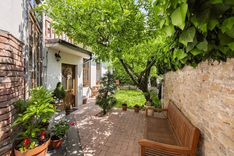 Výnimočná nehnuteľnosť na výbornej adrese Dobšinského, BA S - 15