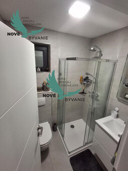 Exkluzívne zariadená novostavba domu s výhľadom na more v Ch - 15