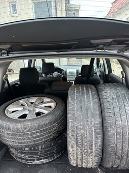 Toyota Corolla Verso Kombi - 15