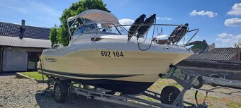 Kajutová lod Quicksilver 620 Cruiser + Mercury 115hp EFI - 15
