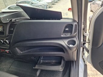 Iveco Daily 35S17 125kW M6 N1 valníková s plachtou (diesel) - 15