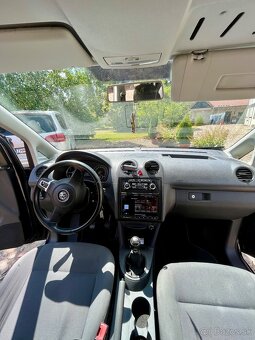 Volskwagen caddy 2013 2.0 103kw Maxi nová STK - 15