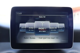 Mercedes-Benz GLA 200 d 4MATIC A/T - 15