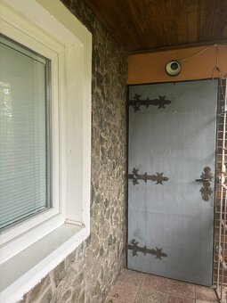 Murovaná chatka so záhradou, Čičky - 15