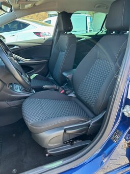 Opel Astra 1.2 Turbo Elegance M6 - 15