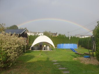 Rodinný dom po kompletnej rekonštrukcii s veľkým pozemkom - 15