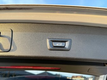 BMW X1 sDrive 18d xLine A/T - 15