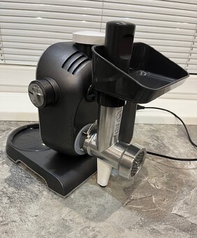 Bosch MUM 58M59 1000w kuchynsky robot - 15