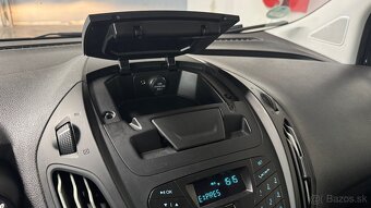 Ford Tourneo Courier 1.0 EcoBoost - 15
