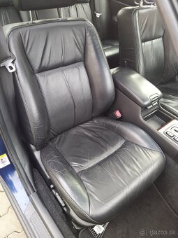 Honda Legend 3.5 V6 KA9 facelift 153 KW, 235 000 KM. LPG - 15