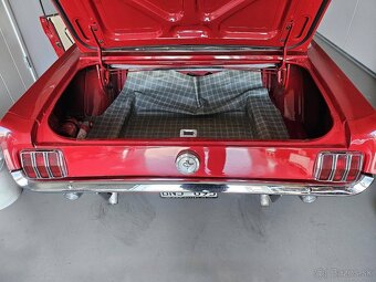 Ford Mustang Cabriolet z roku 1966 - 15