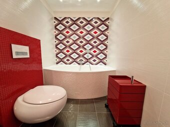 REZERVOVANÉ/ 3 izbový luxusne zariadený veľkorysý apartmán - 15