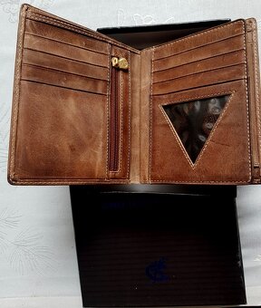 luxusný opasok, okuliare Ray-BAN,....kožené peňaženky - 15