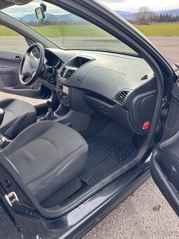 Peugeot 206+ - 15