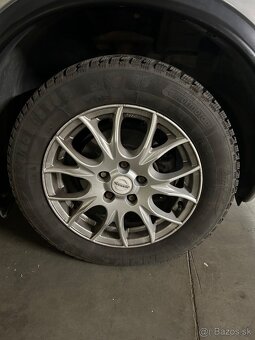 Nissan Juke 1.6, 86 kw, benzín,119000km - 15