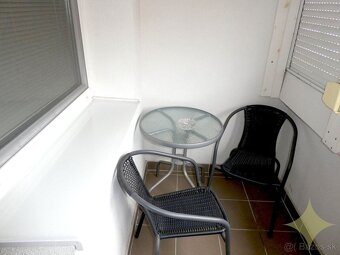Na predaj mimoriadne zachovalý 2 izbový byt s loggiou v Luče - 15