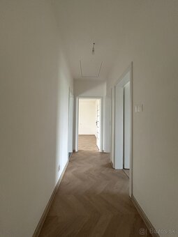 NOVOSTAVBA RODINNÉHO DOMU V SPIŠSKEJ SOBOTE - 15