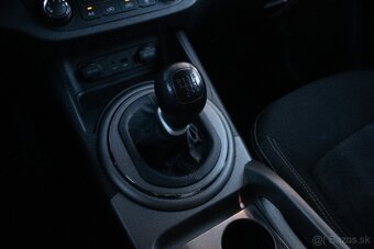 Kia Sportage 1.6 GDI, 99kW (2014) - 15