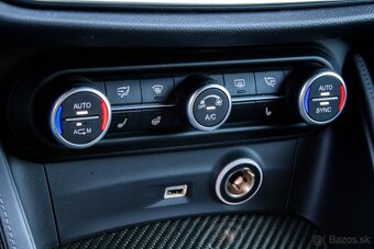 Alfa Romeo Stelvio 2.9 V6 Twin Turbo Q4 Quadrifoglio Verde A - 15