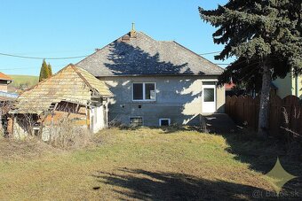 Čiastočne zrekonštruovaný rodinný dom v obci Dolinka - 15