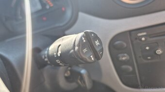 Citroen C3 1.4 HDi 16V Exclusive Max - 15