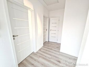 BOSEN | 3 IZB Rodinný dvojdom so záhradkou a vlastným parkov - 15