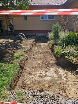 Ponúkame výkopové a stavebné práce DT - 15