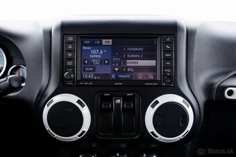 Jeep Wrangler 2.8 CRD Polar A/T - 15