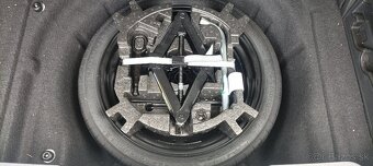 Predám VW Passat Variant v záruke - 15
