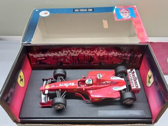 F1 FERRARI F399 1999 MARLBORO SCHUMACHER HOTWHEELS 1:18 - 15