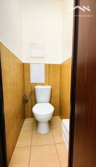 Štýlový 2-izbový byt s balkónom v absolútnom centre Lučenca - 15