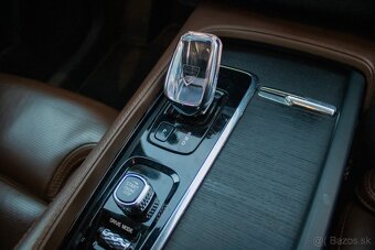 Volvo XC90 - 15