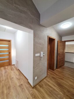 Výnimočný a luxusný, nový 4-izb. byt, centrum Záh. Bystrice - 15