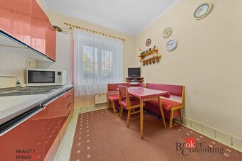 Starší rodinný dom v tichej lokalite BA III Vajnory, na pred - 15