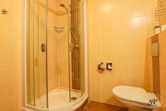 NA PREDAJ ŠTÝLOVÝ HOTEL V ATRAKTÍVNEJ LOKALITE, HURBANOVA UL - 15
