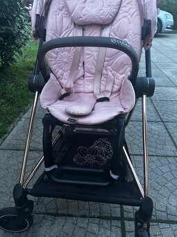Cybex Mios - 15