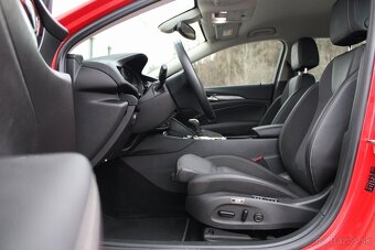 Opel Insignia country tourer - 15