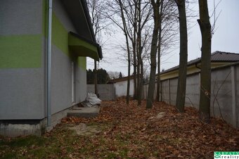 Novopostavený domček pri Slnečných jazerách - 15