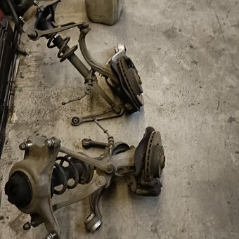 Predam nahradne diely Audi A4 B8,5 sline - 15