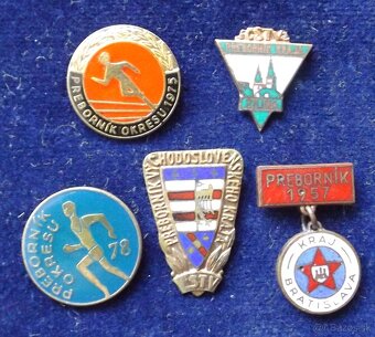 odznaky - 15