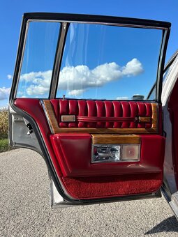 Cadillac Sedan De Ville 1980 - 15