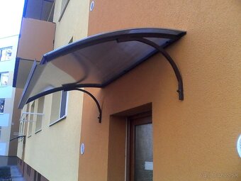 Hliníkový prístrešok nad dvere - 15