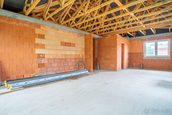 Na predaj nadštandardná 5-izbová novostavba rodinného domu v - 15