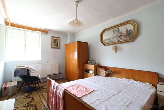 Ponúkame na predaj rodinný dom v obci Predajná - 15